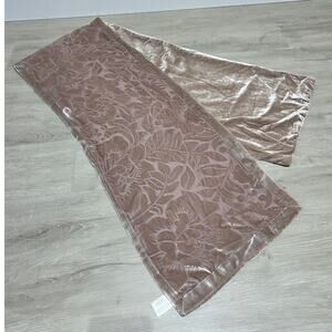 Calzeat of Scotland Plush Jacquard Floral Beige Scarf